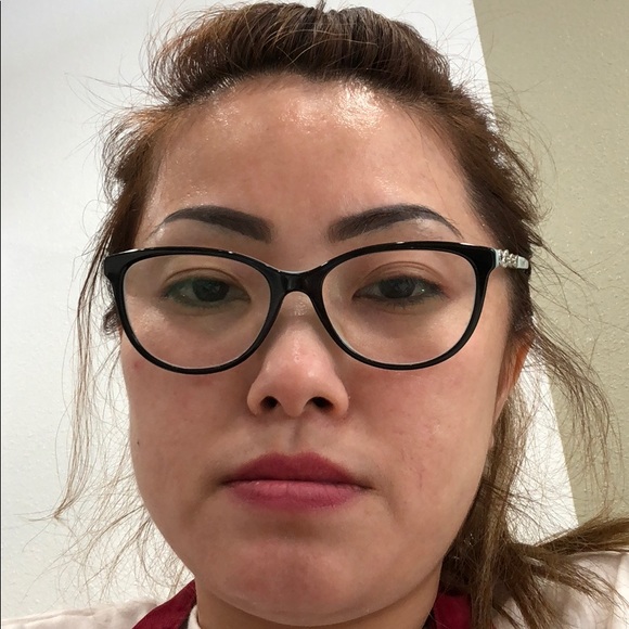 Meet your Posher, Thuy - Picture 1 of 1